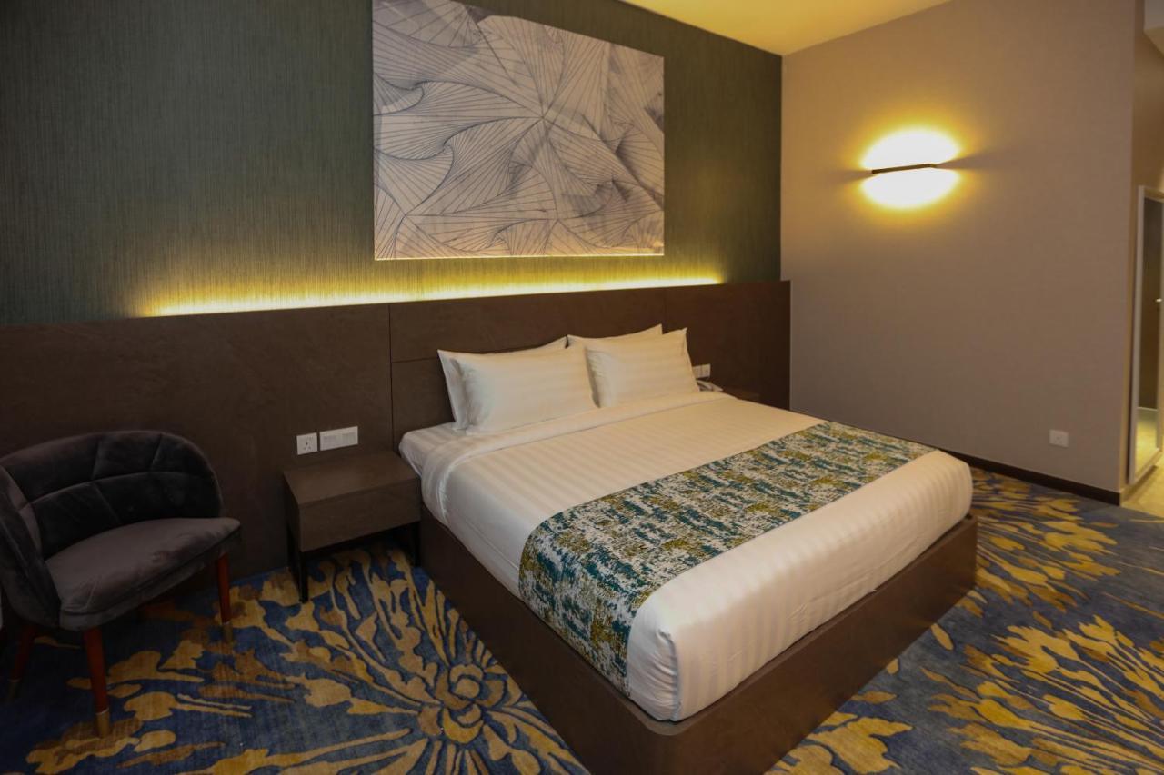 D Elegance Grand Bandar Seri Alam 3*